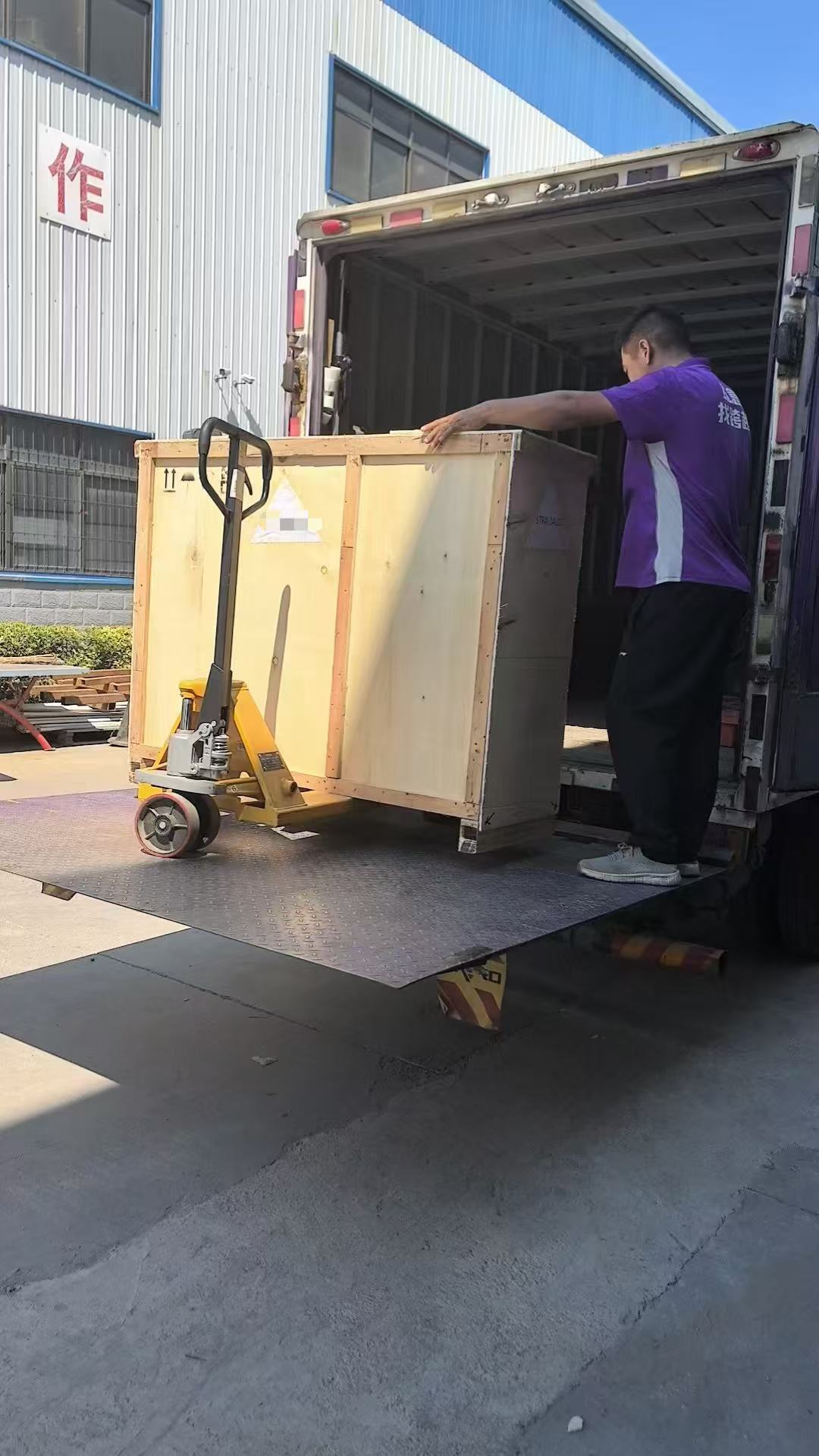 Reinforced wooden crate packaging Singapore
